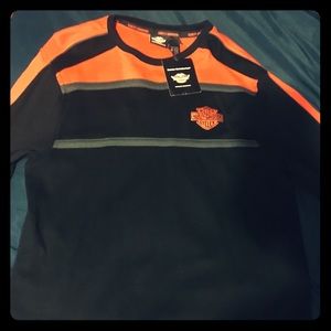 This is a brand new Harley Davison long sleeve